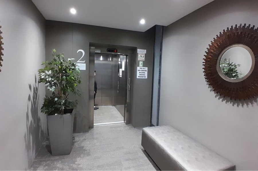 1 Bedroom Property for Sale in Bloubergstrand Western Cape